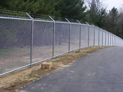 How to strengthen the slope protection chain link fence