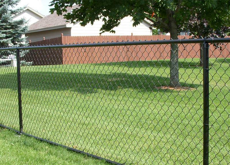 the methods of assembling the perimeter protection fencing