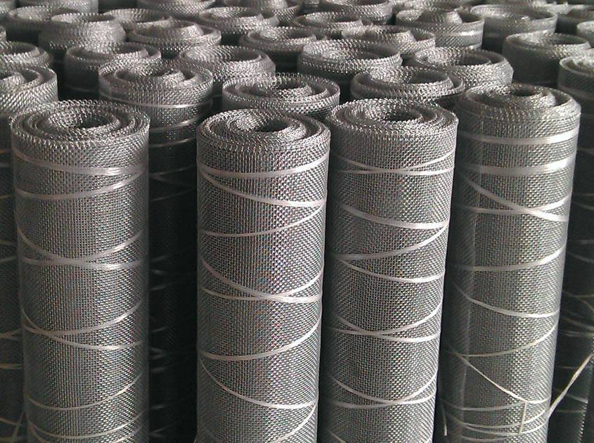 The difference of the finished galvanized wire mesh